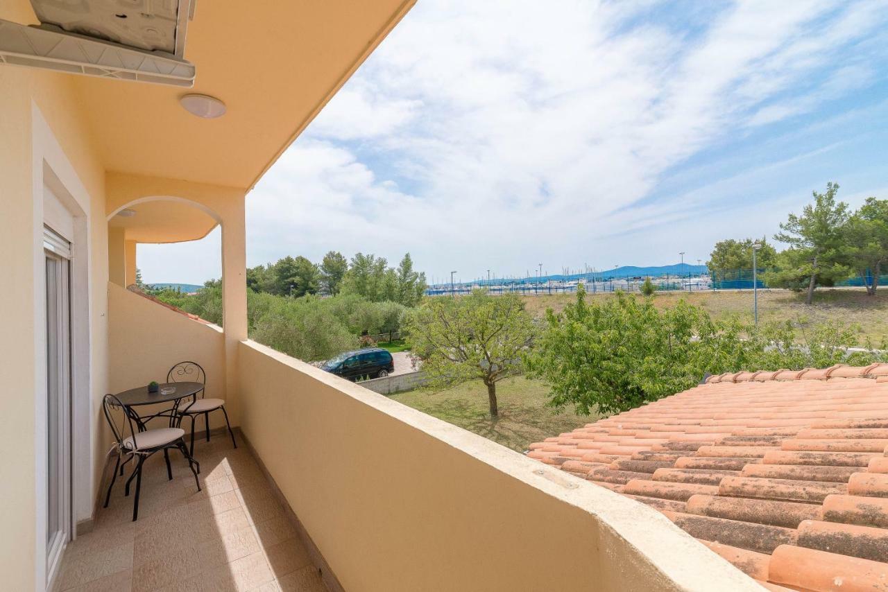 Apartman Lea Sukošan Zewnętrze zdjęcie